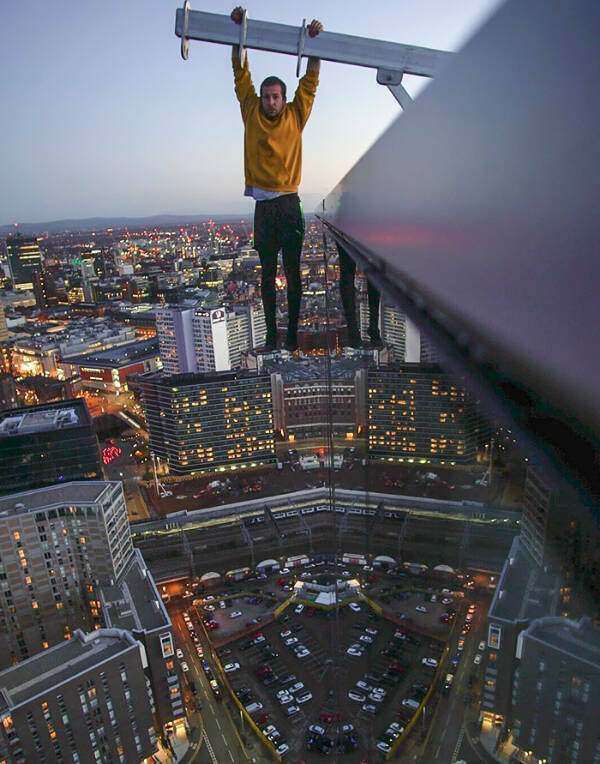 Who Whos Afraid of Heights?