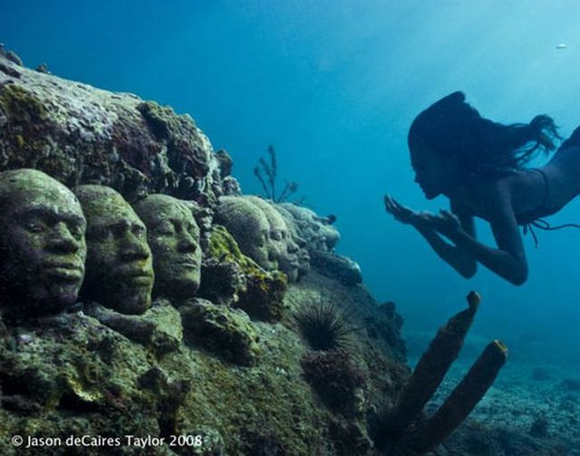 Underwater sculptures (60 pics)