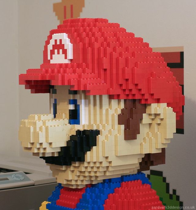 Real big LEGO Mario (8 pics)
