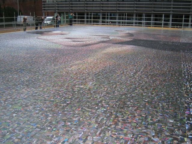 The biggest photographic mosaic in the world (20 pics)