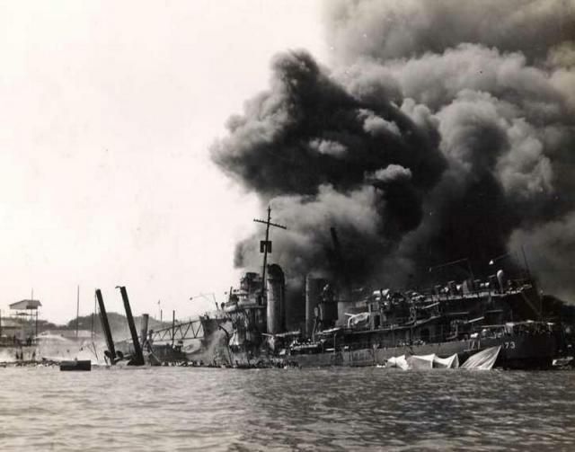 Attack on Pearl Harbor (16 pics)