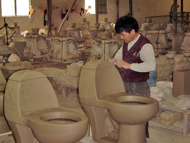 Toilet factory (49 pics)