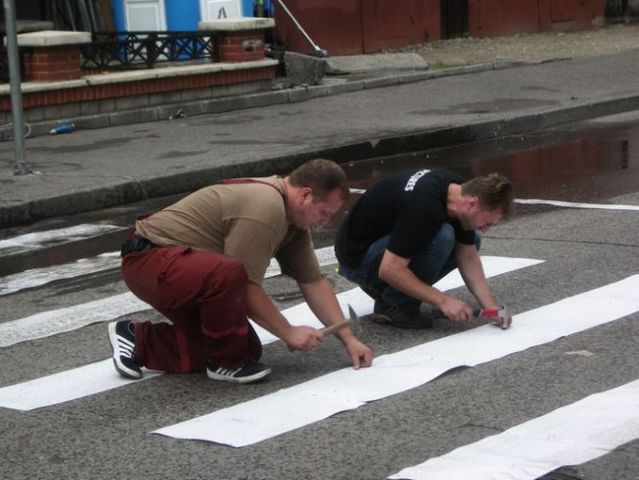 What should you do if you need to paint a pedestrian crossing and you've run out of paint? (2 pics)