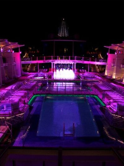 Celebrity Solstice, a cruise liner where everybody wants to be (42 pics)
