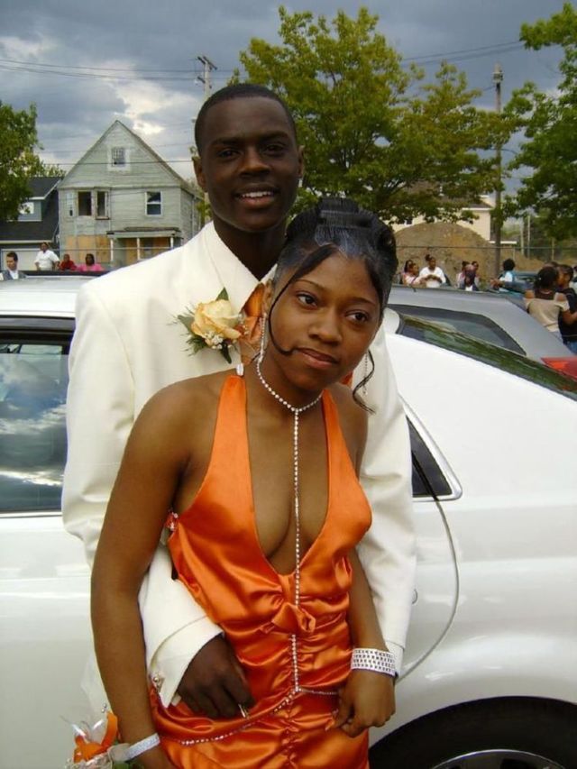 Prom outfits in ghettos and from one wedding in Nigeria (48 pics) .