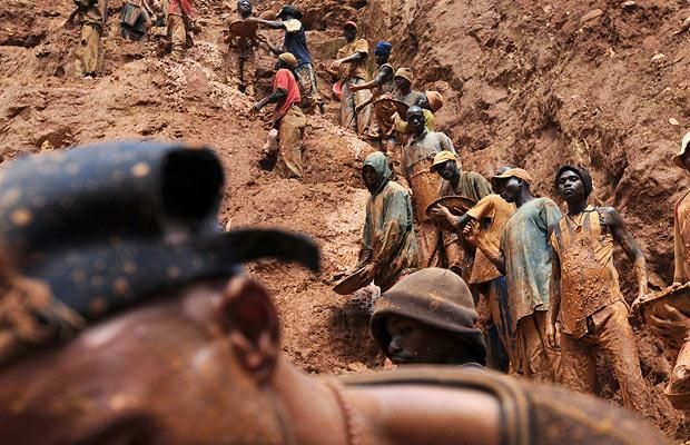 The gold mining in the Congo (15 photographs)