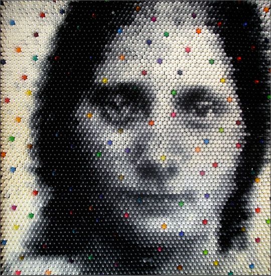 Crayon Pixel-Art by Christian Faur (35 pics)