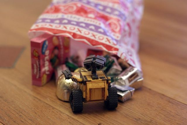 The adventures of WALL-E (50 pics)