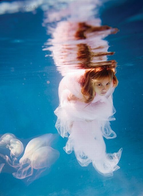 Deep waters fairy tale (29 pics)