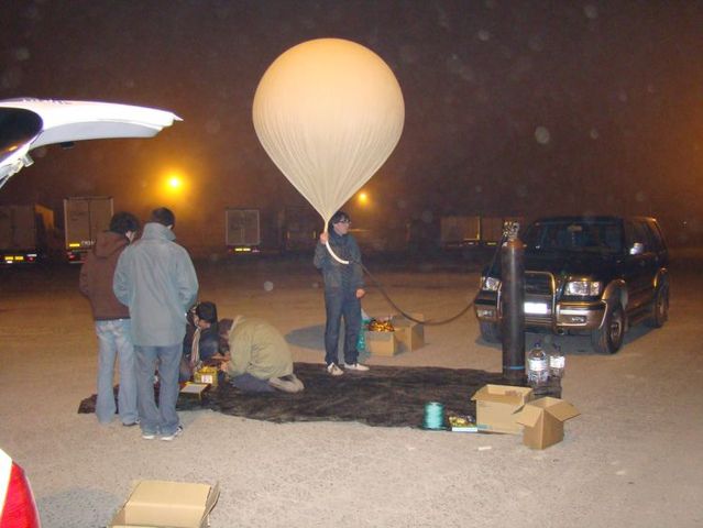 Pictures taken of space with a cheap camera and a balloon (41 pics) 