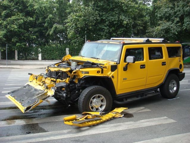 Are Hummers that solid as we think (21 photo + 1 video)
