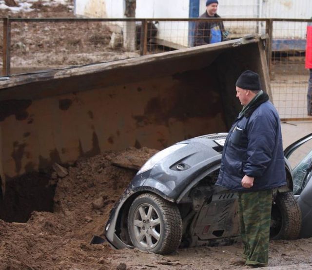 Russian dangerous roads (19 pics)