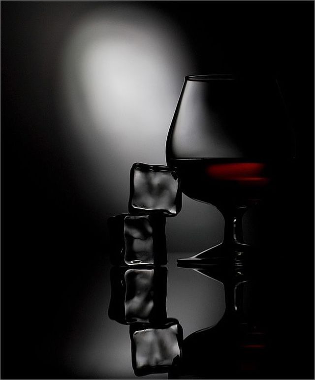 Creative photos of glasses and drinks (63 pics)