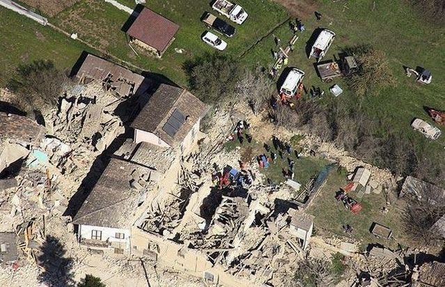 Earthquake in Italy (39 photos)