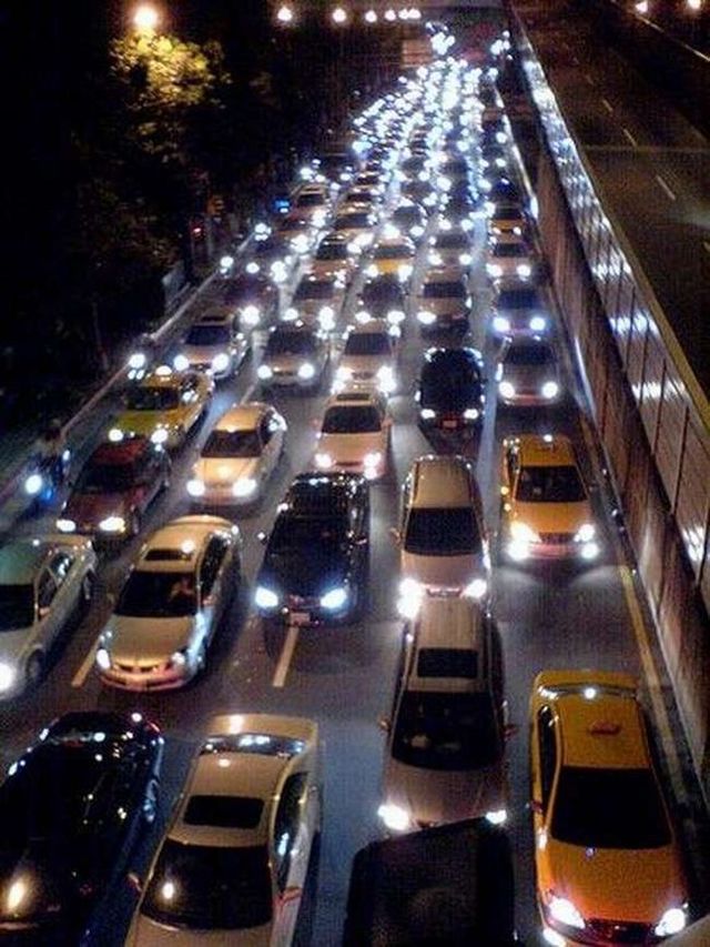 Traffic jam (72 photos)