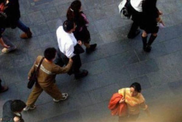 Chinese pickpockets (19 pics)