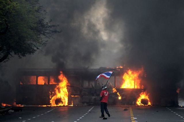 Revolution in Thailand? (24 pics)