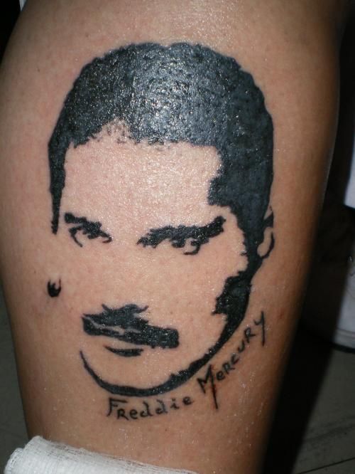 Tattooed portraits (42 pics)