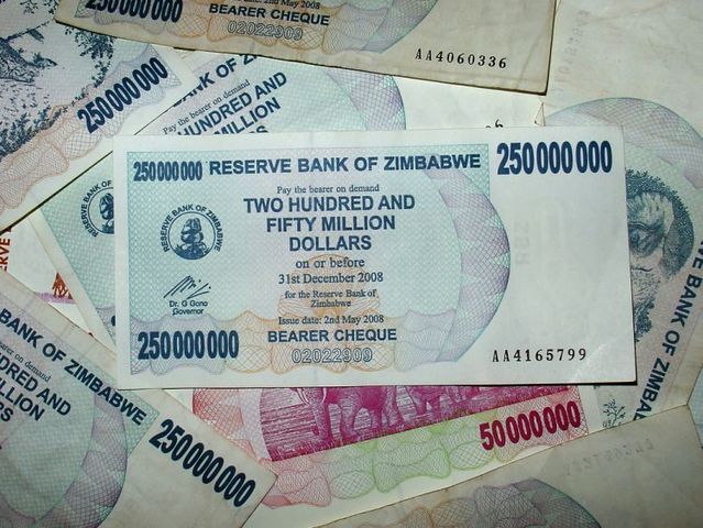 Zimbabwean billionaires (30 photos)