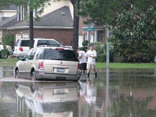 Houston was flooded (15 pics)
