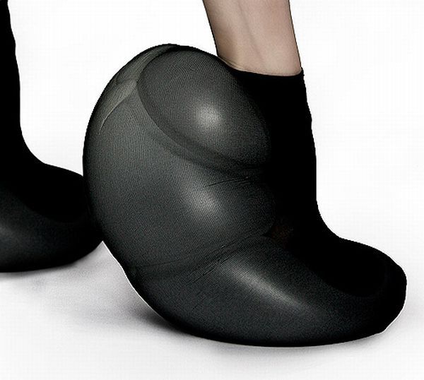 The most unusual footwear (73 pics)