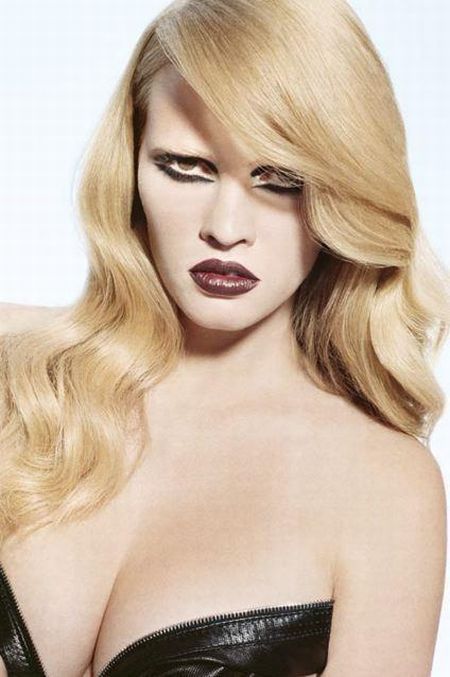 Photo model Lara Stone (25 pics)