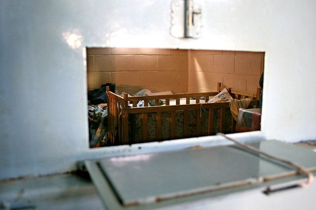Children in Prison (14 pics)