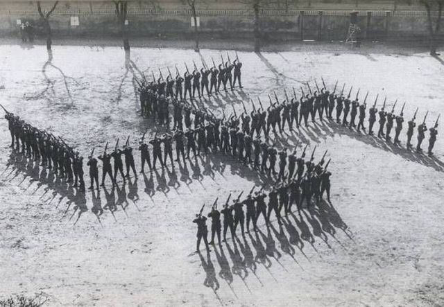 History remembers everything (94 pics)