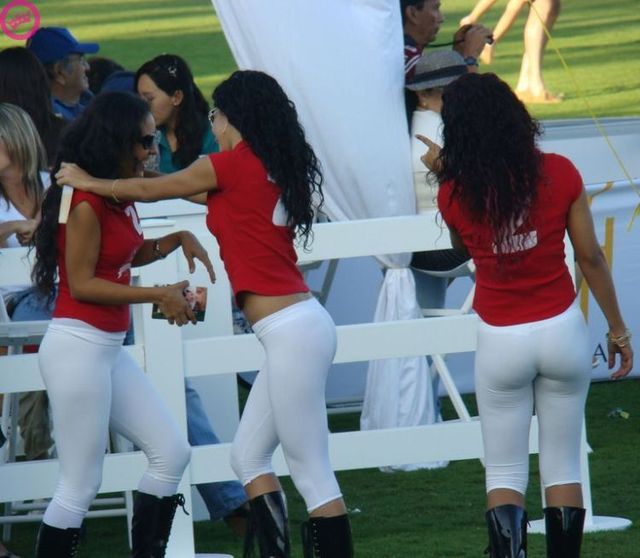 Why it is worth attending cricket in Panama (8 pics)