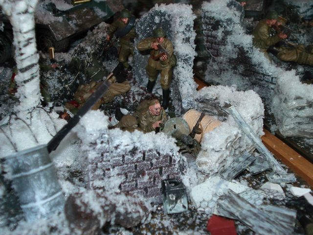 Detailed reproduction of Battle of Stalingrad (37 pics)