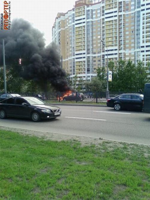 Brand new Ferrari burned down in Moscow (20 pics)