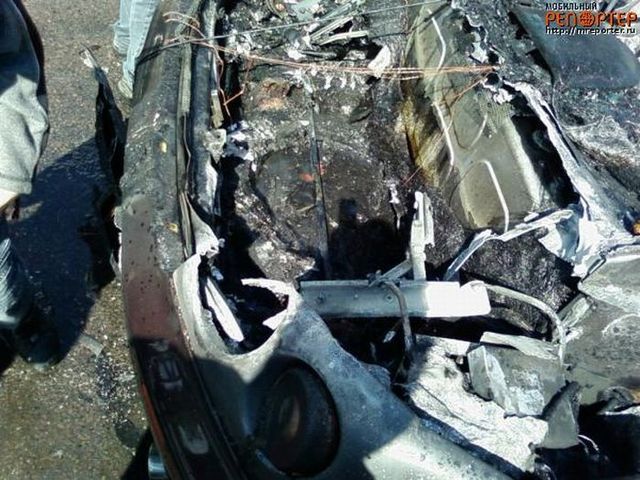 Brand new Ferrari burned down in Moscow (20 pics)
