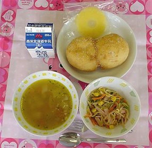 School meals from around the world (30 pics)
