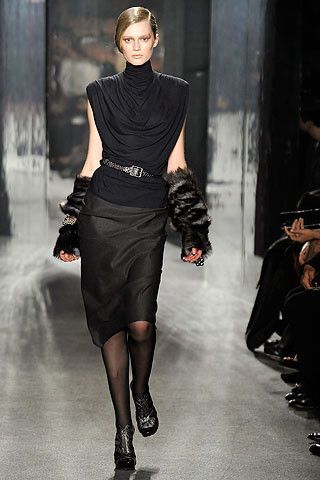 Extravagant and "gothic fashion show” (40 pics)