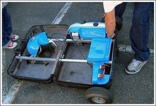 A kart that folds into a suitcase (14 pics)