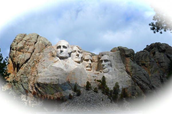 Mount Rushmore and Crazy Horse Memorial (17 pics)