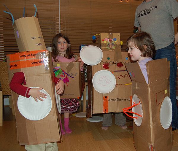 Most unsuccessful robot costumes (15 pics)