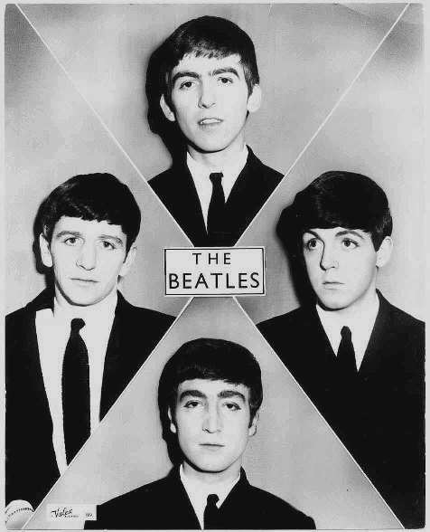 Unpublished photos of the Beatles when they were young (37 pics)