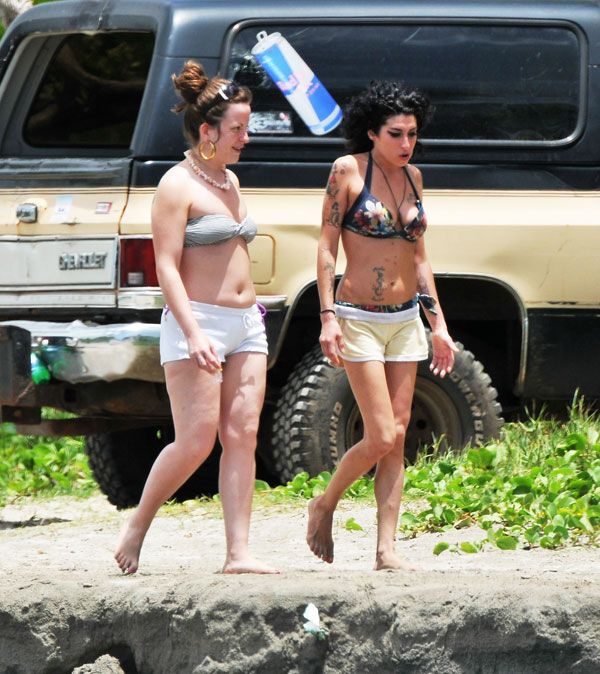 amy-winehouse-bikini-pictures