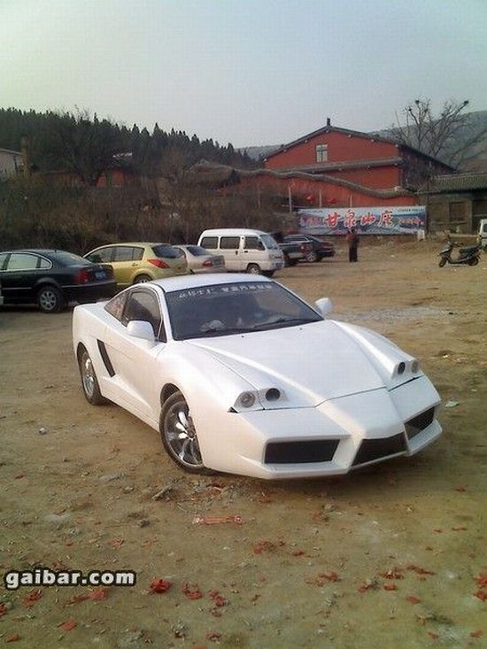 Chinese supercar (11 pics)