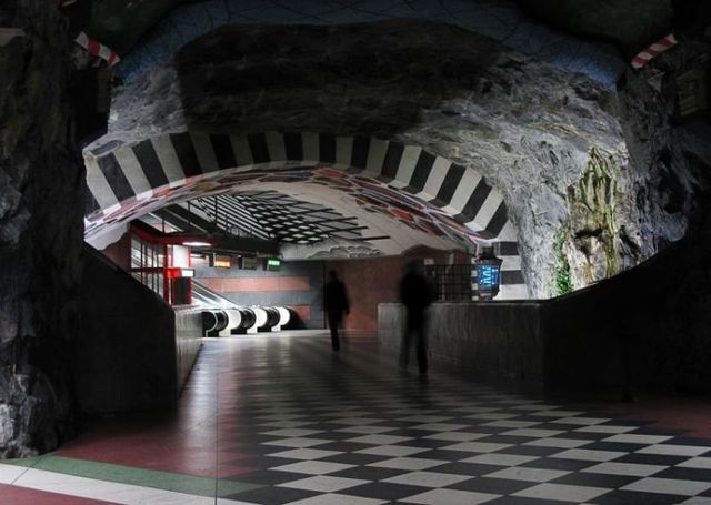 Stockholm subway (35 pics)