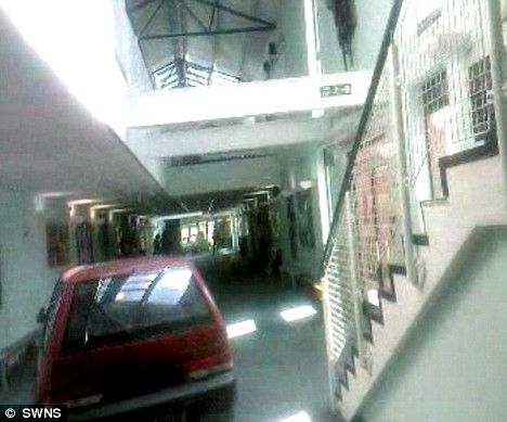 British students drive car in school corridors. They got arrested and suspended (7 pics)