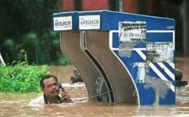 Flooding is not a reason to be upset ;) (36 photos)