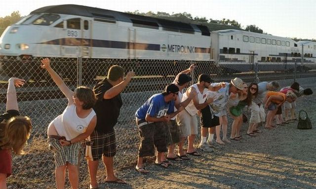 30th annual “Mooning of the Trains” event in Orange County (16 pics)