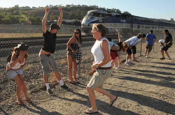 30th Annual “mooning Of The Trains” Event In Orange County 16 Pics