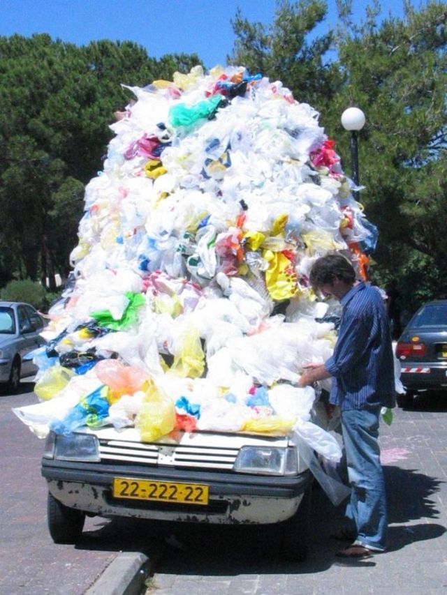 ‘Trash cars’ (27 pics)