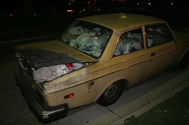 ‘Trash cars’ (27 pics)