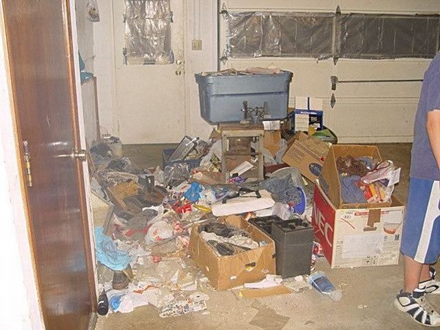 Dirty apartment (30 pics) - Izismile.com