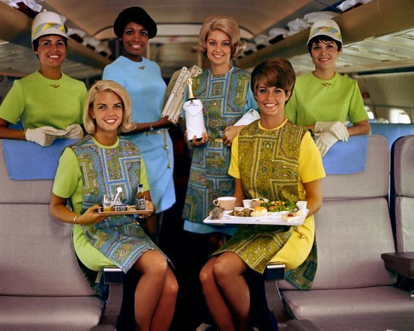 Stewardess in the past (35 pics)