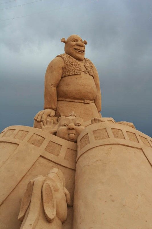 Amazing sand sculptures (22 pics)